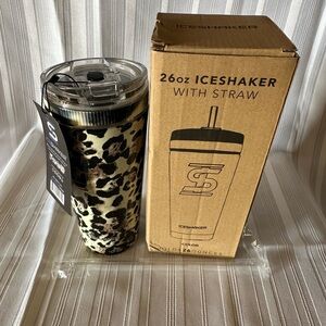 Ice Shaker Tumbler